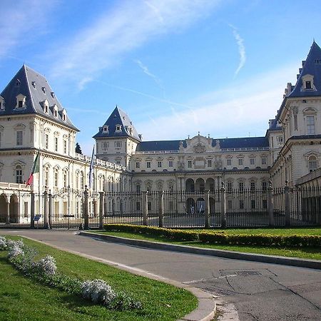 Torino Centro - La Casa Di Zoe Apartment ภายนอก รูปภาพ