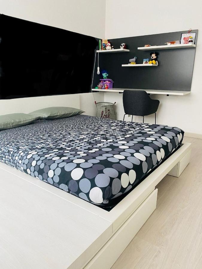 Torino Centro - La Casa Di Zoe Apartment ภายนอก รูปภาพ