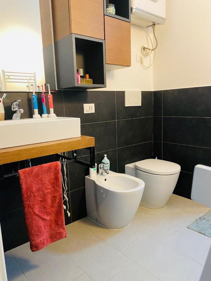 Torino Centro - La Casa Di Zoe Apartment ภายนอก รูปภาพ